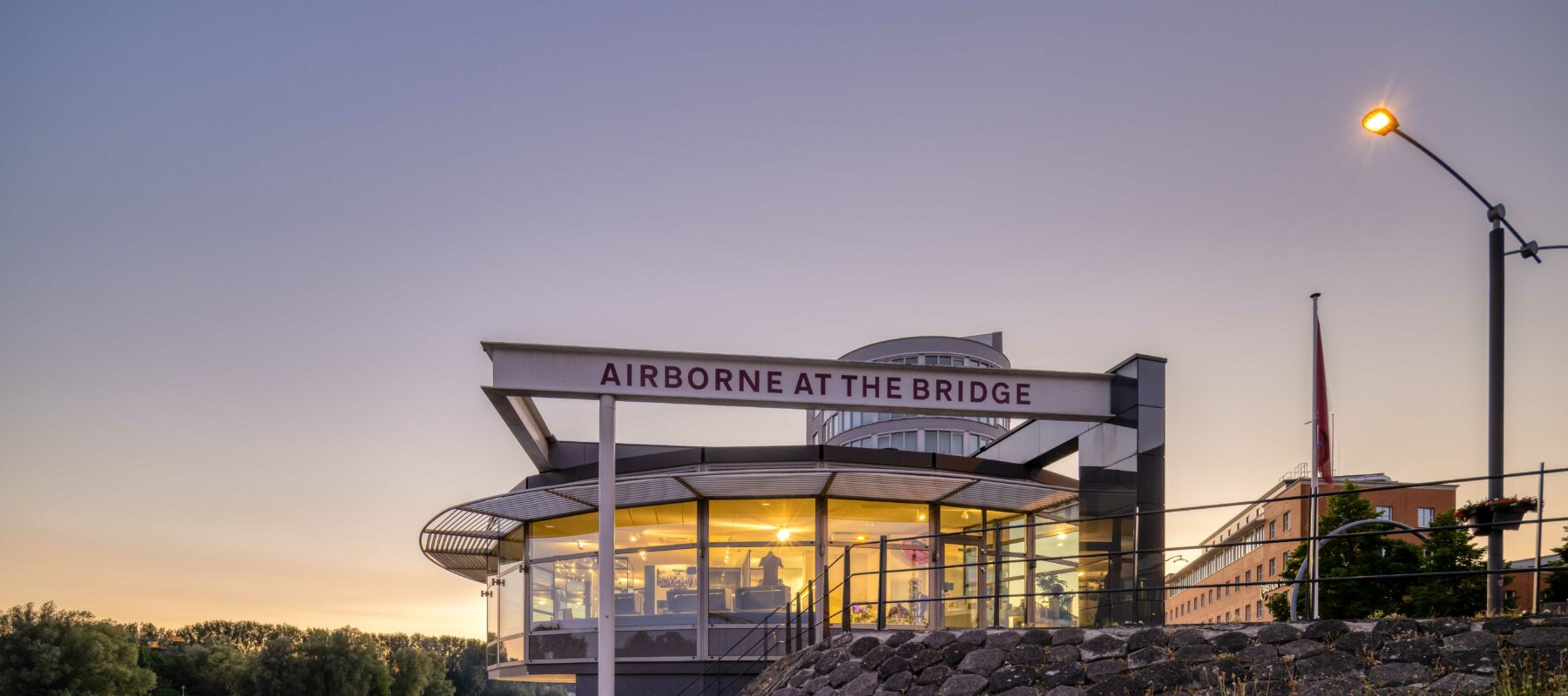 airborne museum at the bridge